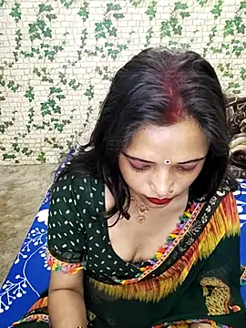 Snapshot of Dirty_couple_11 chatting on 02-16-25, 05:04 Dirty couple 11 online show from 02-16-25, 05:04