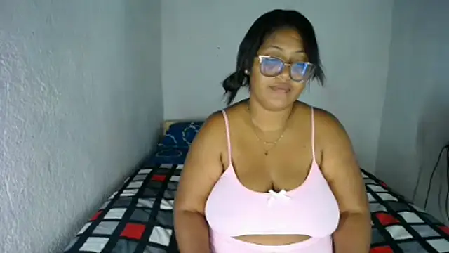 Snapshot of miajoseph_ chatting on 01-07-26, 03:53 miajoseph online show from 01-07-26, 03:53