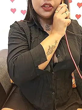 Snapshot of Sexy_Anika-for_you chatting on 11-08-25, 06:02 Sexy Anika-for you online show from 11-08-25, 06:02