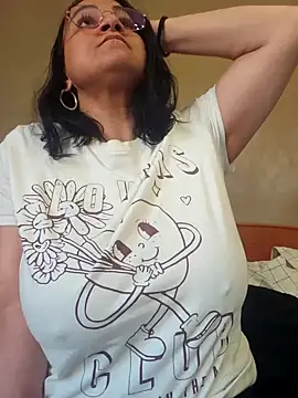 paulinaDiaz1 online show from 04-18-26, 04:55