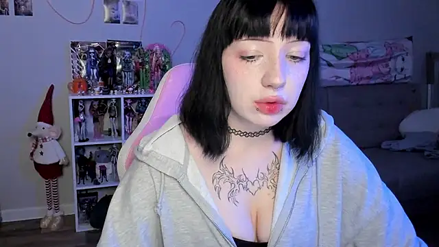 SweetieMollyy online show from 11-25-25, 10:26