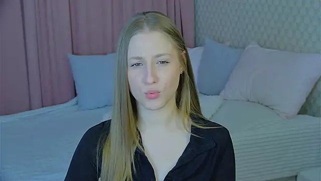 BritneyCruze online show from 02-27-25, 08:06