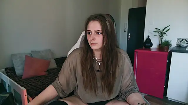 Snapshot of ce_leste__ chatting on 05-22-26, 11:38 ce leste online show from 05-22-26, 11:38