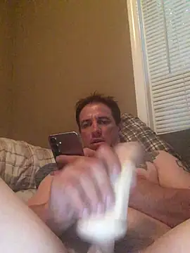 Snapshot of Highfrog1 chatting on 06-26-26, 11:25 Highfrog1 online show from 06-26-26, 11:25