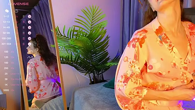 Soo dreamy online show from 12-19-24, 01:39