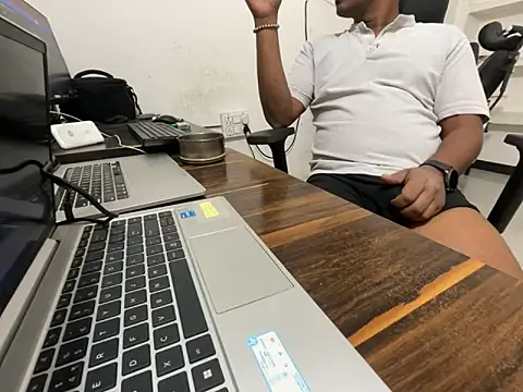 Snapshot of real_meet_girl_finding_in chatting on 10-13-25, 07:19 real meet girl finding in online show from 10-13-25, 07:19