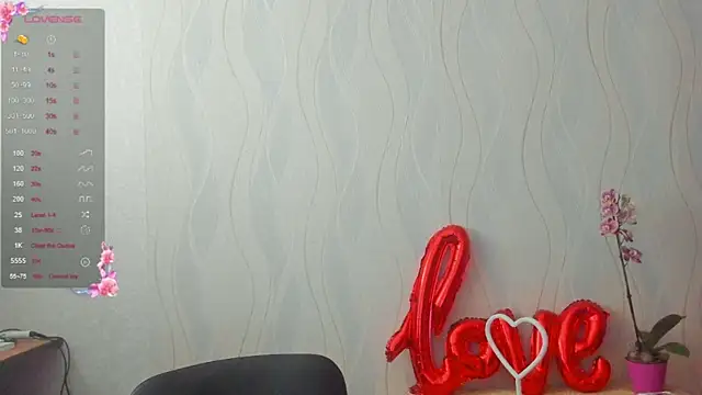 Snapshot of Bella_XO chatting on 05-28-26, 04:32 Bella XO online show from 05-28-26, 04:32
