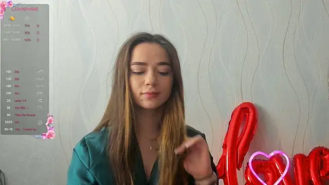 Snapshot of Bella_XO chatting on 05-29-26, 08:45 Bella XO online show from 05-29-26, 08:45