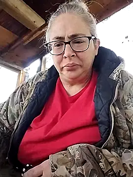 Snapshot of GraceHenderson chatting on 03-05-26, 03:08 GraceHenderson online show from 03-05-26, 03:08