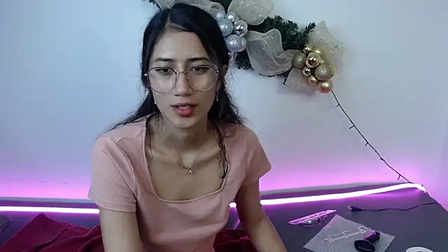Snapshot of KaitlynLoveCam chatting on 01-07-25, 06:16 KaitlynLoveCam online show from 01-07-25, 06:16
