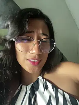 Snapshot of KaitlynLoveCam chatting on 11-03-25, 10:32 KaitlynLoveCam online show from 11-03-25, 10:32