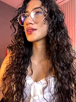 Snapshot of KaitlynLoveCam chatting on 11-28-25, 11:40 KaitlynLoveCam online show from 11-28-25, 11:40