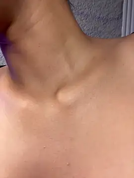 KaitlynLoveCam online show from 04-13-26, 11:10