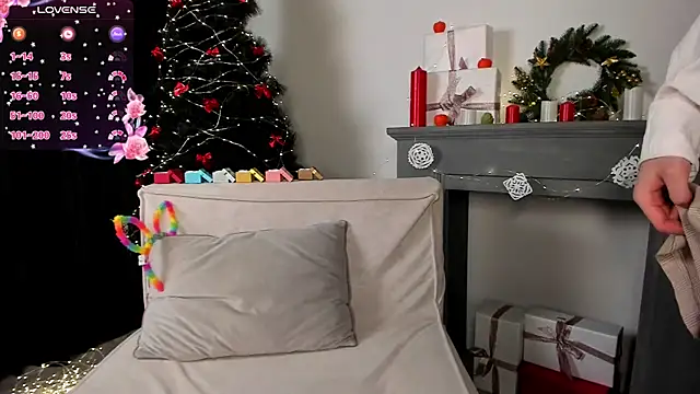 Snapshot of Lucutes chatting on 01-04-25, 01:21 Lucutes online show from 01-04-25, 01:21