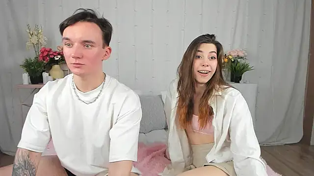 Snapshot of Lucutes chatting on 02-20-25, 06:02 Lucutes online show from 02-20-25, 06:02