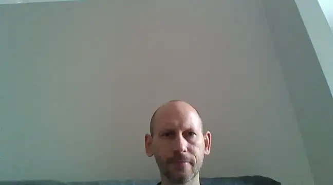 MrPearlsLive online show from 12-24-24, 11:38