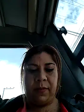 Laura-Hernandez online show from 01-03-25, 05:42