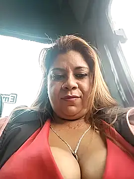 Laura-Hernandez online show from 03-15-25, 07:05