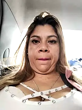 Laura-Hernandez online show from 09-12-25, 02:50