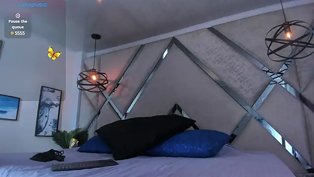 Leah Evans3 online show from 01-30-25, 09:25