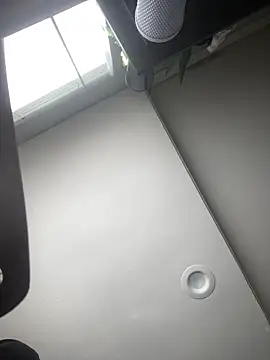 Snapshot of Yann_18 chatting on 09-13-25, 07:02 Yann 18 online show from 09-13-25, 07:02