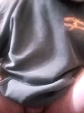 Snapshot of gottogetsit chatting on 12-12-24, 10:24 gottogetsit online show from 12-12-24, 10:24