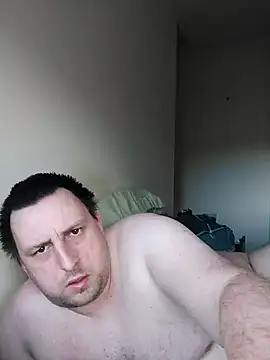 Snapshot of HE-M123 chatting on 01-07-25, 10:54 HE-M123 online show from 01-07-25, 10:54