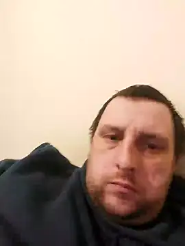 Snapshot of HE-M123 chatting on 01-19-25, 08:09 HE-M123 online show from 01-19-25, 08:09