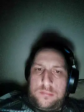 Snapshot of HE-M123 chatting on 02-22-25, 03:12 HE-M123 online show from 02-22-25, 03:12