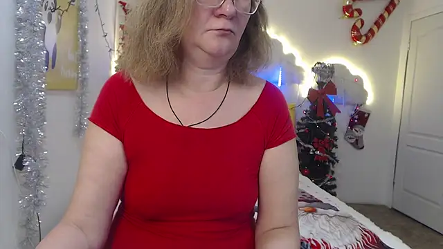 Snapshot of HolyMilfa chatting on 12-11-24, 07:20 HolyMilfa online show from 12-11-24, 07:20