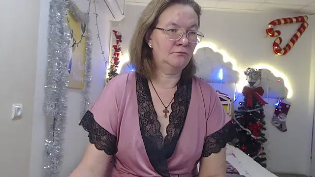 Snapshot of HolyMilfa chatting on 01-05-25, 07:49 HolyMilfa online show from 01-05-25, 07:49