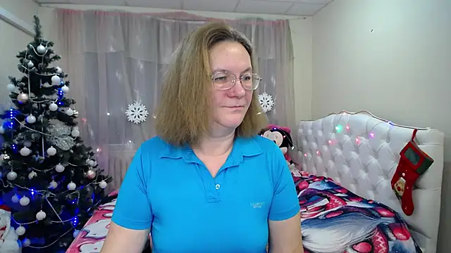 Snapshot of HolyMilfa chatting on 01-19-25, 10:28 HolyMilfa online show from 01-19-25, 10:28