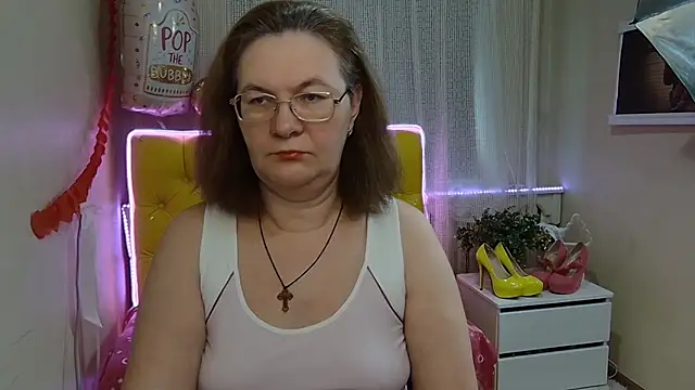 Snapshot of HolyMilfa chatting on 03-14-25, 07:37 HolyMilfa online show from 03-14-25, 07:37