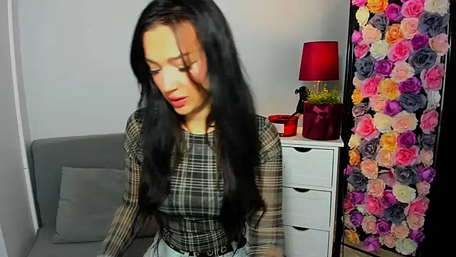 OliviaFantasy online show from 11-23-25, 07:19