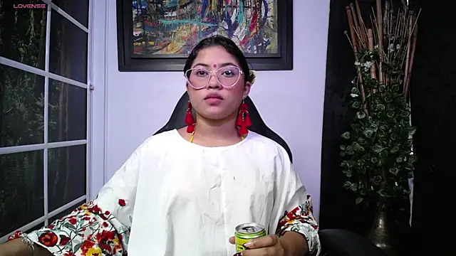 Snapshot of shaila_yojana chatting on 09-08-25, 08:08 shaila yojana online show from 09-08-25, 08:08