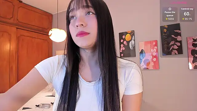 Maia W10 online show from 02-09-26, 12:20