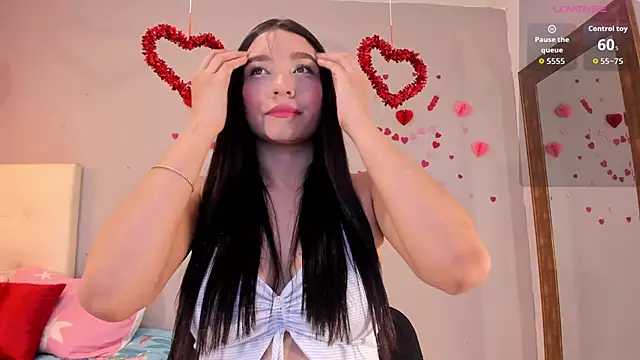 Maia W10 online show from 02-17-26, 12:45