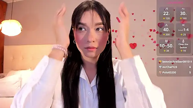 Maia W10 online show from 03-25-26, 12:22