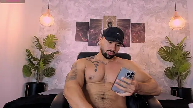 Regan   online show from 03-22-25, 04:24