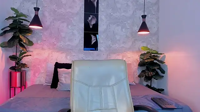 Regan   online show from 10-14-25, 03:40