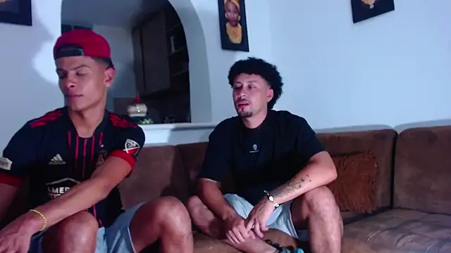 Snapshot of enjoy_vibes chatting on 10-03-25, 04:31 enjoy vibes online show from 10-03-25, 04:31