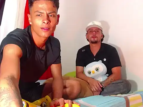 Snapshot of enjoy_vibes chatting on 10-06-25, 09:56 enjoy vibes online show from 10-06-25, 09:56