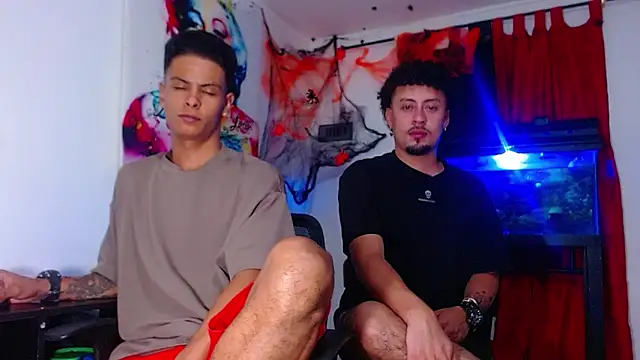 Snapshot of enjoy_vibes chatting on 10-19-25, 10:49 enjoy vibes online show from 10-19-25, 10:49