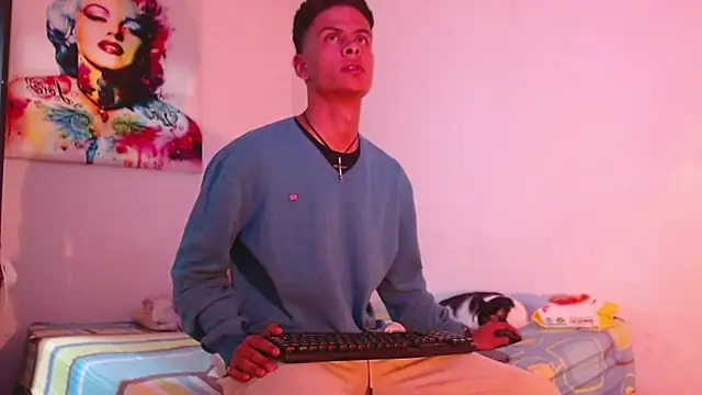 Snapshot of enjoy_vibes chatting on 11-23-25, 03:50 enjoy vibes online show from 11-23-25, 03:50