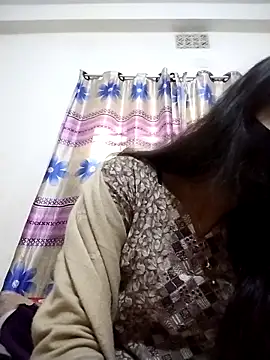 Snapshot of Nadia-2 chatting on 01-08-26, 07:21 Nadia-2 online show from 01-08-26, 07:21