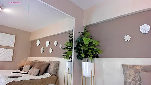 AriaFoster online show from 02-06-26, 04:06