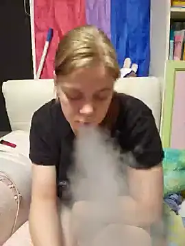 Snapshot of rose_bunny chatting on 01-12-25, 08:03 rose bunny online show from 01-12-25, 08:03