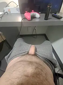 Snapshot of Kinkycouple1789 chatting on 02-04-25, 12:51 Kinkycouple1789 online show from 02-04-25, 12:51