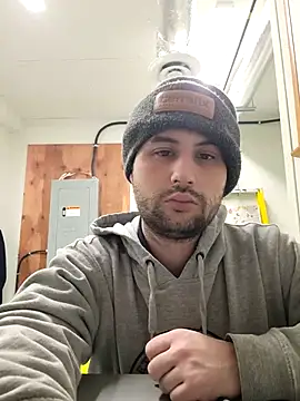 Snapshot of Kinkycouple1789 chatting on 02-13-25, 02:20 Kinkycouple1789 online show from 02-13-25, 02:20