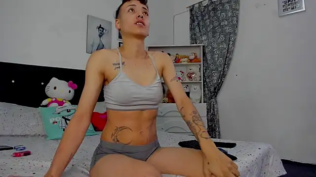 Snapshot of megan_100 chatting on 11-13-25, 06:40 megan 100 online show from 11-13-25, 06:40